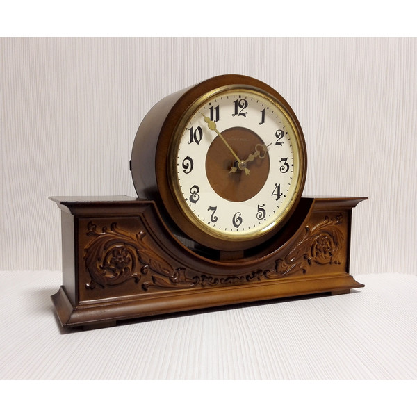 antique-clock.jpg