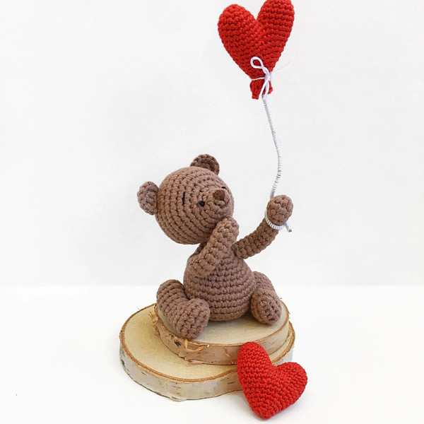 Teddy Bear Valentine 02.jpg
