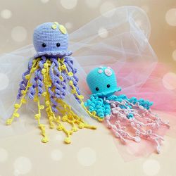 Colorful Jellyfish - crochet toy pattern