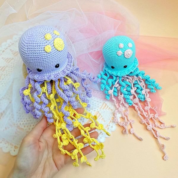 Colorful Jellyfish 02.jpg