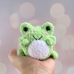 Crochet frog Strawberry frog Frog in strawberry hat Cute froggy plush Pink Green frog Frog stuffed animal Crochet plush Frog gift