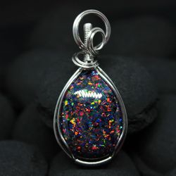 Teardrop black opal pendant. Laboratory opals and stainless steel wire. Mosaic Opal necklace, wire wrap handmade