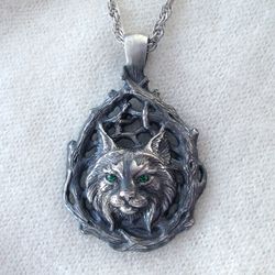 Vintage Lynx Head.Lynx Pendant.Lynx Charm.Lynx Necklace.Animal Totem.Bobcat Necklace.Bobcat Pendant.Bobcat Charm.Cat