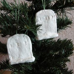 Set of 2. Christmas ornament Tombstone. Merry Creepmas. Handmade