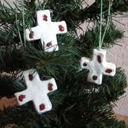 Set of 3. Christmas ornament cross. Merry Creepmas