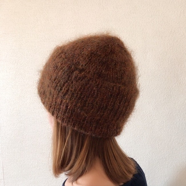 Rib-Knit-hat-for-women-2.JPG