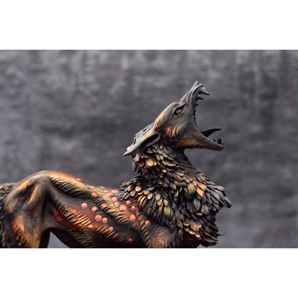 black-wolf-monster-figurine-sculpture-toy-animal-10.JPG