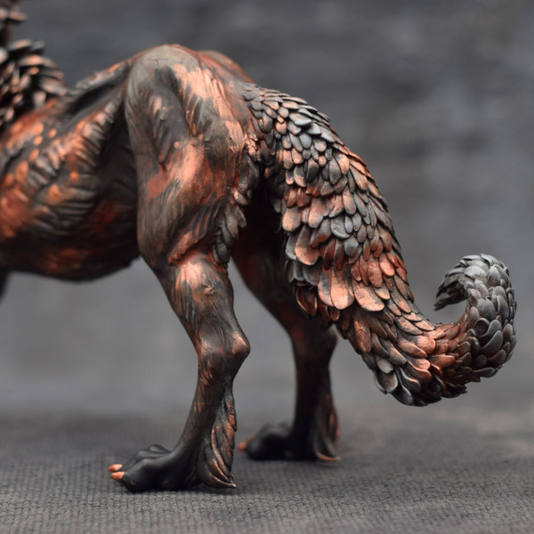 black-wolf-figurine-sculpture-toy-animal-10.JPG