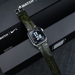 Handmade Dark Green Leather Apple Watch Band for Apple Watch Series 8/7/6/SE/5/4/3/2/1 Apple Watch Ultra