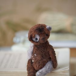 Brown teddy bear with heart vintage style