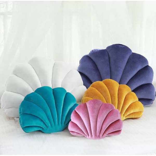 Plush-seashell-decorative-pillow3.jpg
