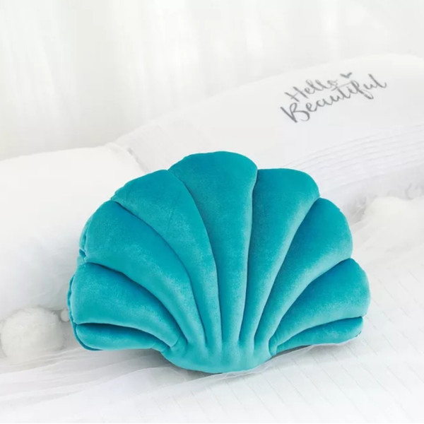Plush-seashell-decorative-pillow6.jpg