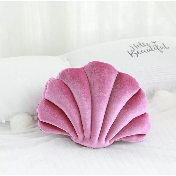 Plush-seashell-decorative-pillow10.jpg