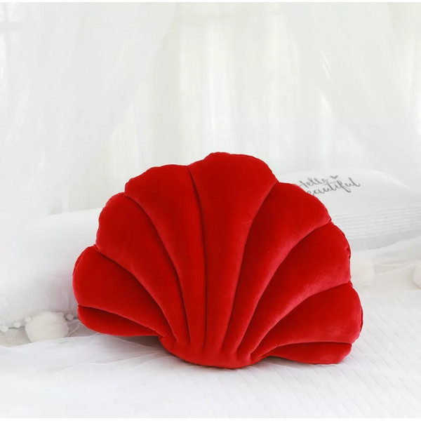Plush-seashell-decorative-pillow12.jpg