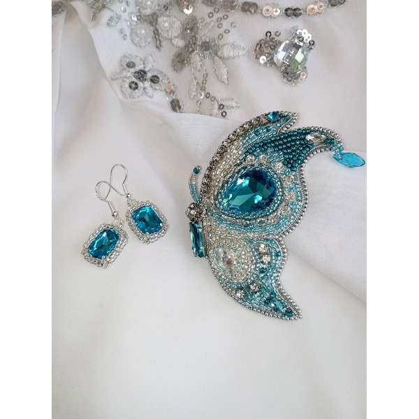 Aquamarine-jewelry-set.jpg