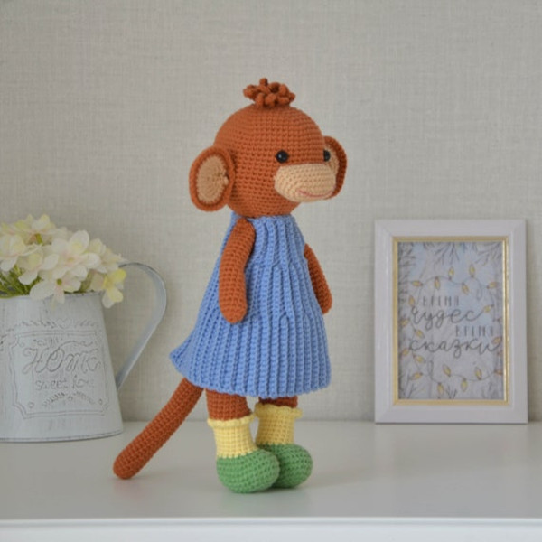 Monkey toy crochet pattern