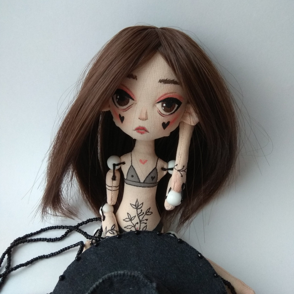 Textile-doll-with-tattoos