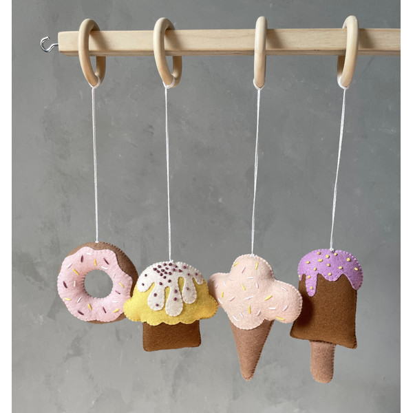Felt-baby-gym-hanging-toys-sweets