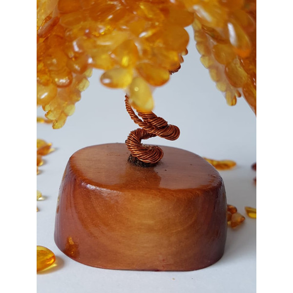decorative-souvenir-tree-with-amber-on-a-stand.jpg