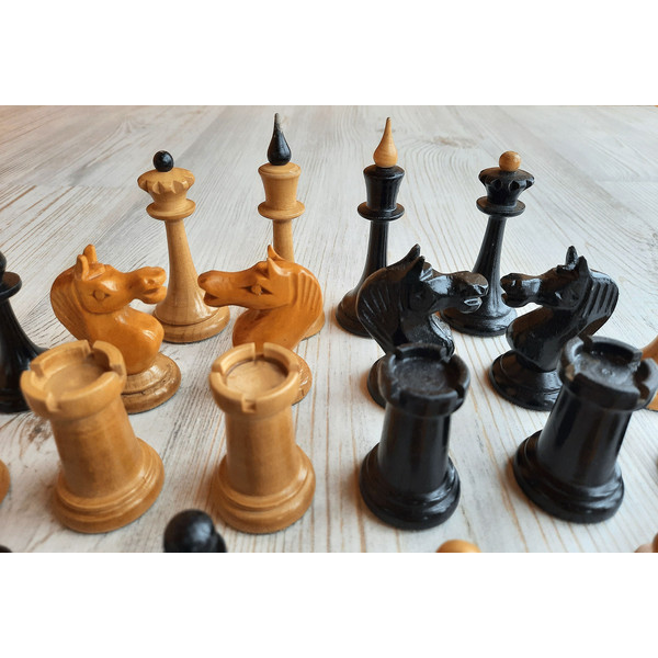 soviet wooden chess pieces 1950s