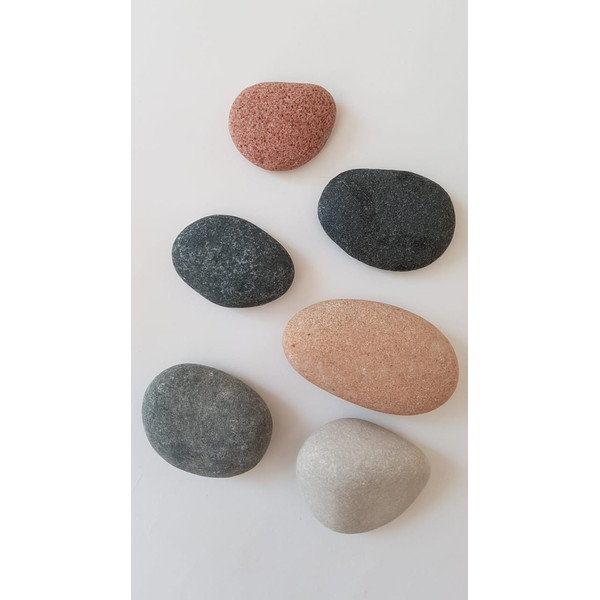 natural-stones.jpg