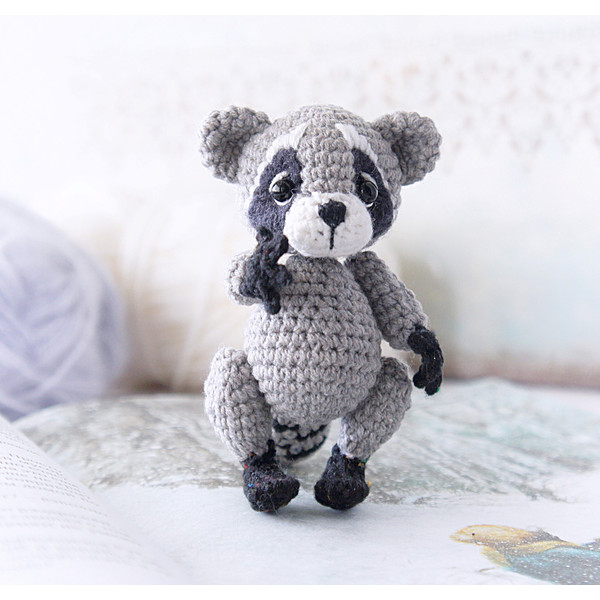 raccoon-soft-toy (7).jpg