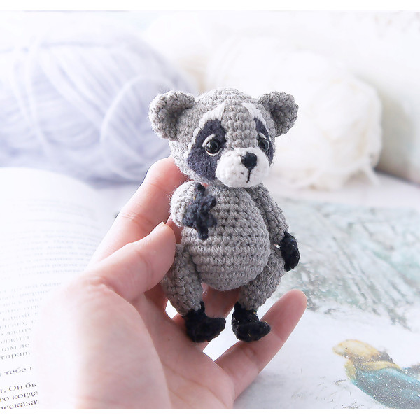 raccoon-soft-toy (12).jpg
