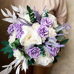 lavender wedding bouquet. lavender bridesmaid bouquet. spring wedding bouquet.