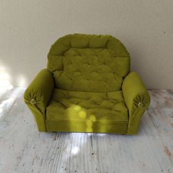 sofa for dollhouse. 1/6 scale furniture for the barbie, pulip, monster high, dal, blythe. couch. dollhouse miniature