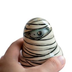 Halloween Weeble wobbles doll Funny one-eyed mummy Roly poly Nevalyashka wooden toy Handpainted tumbling souvenir gift