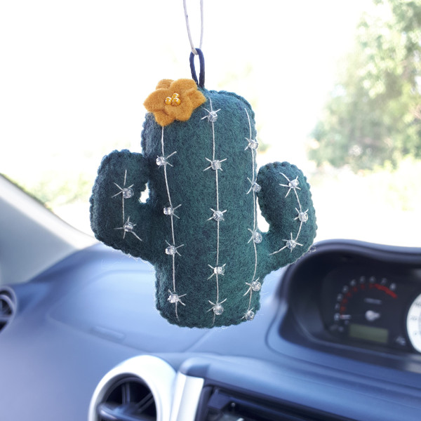 Cactus-ornament-3.jpg