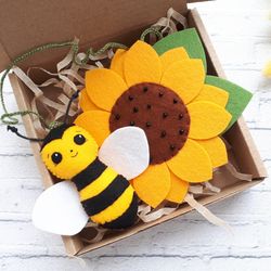 Bee plush, Sunflower charm, Sunflower gifts for women, Car accessories for teens, Rearview mirror accessories, Car charm