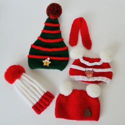 **Christmas hat for Ruby Red Fashion Friends doll and dolls of similar size.**