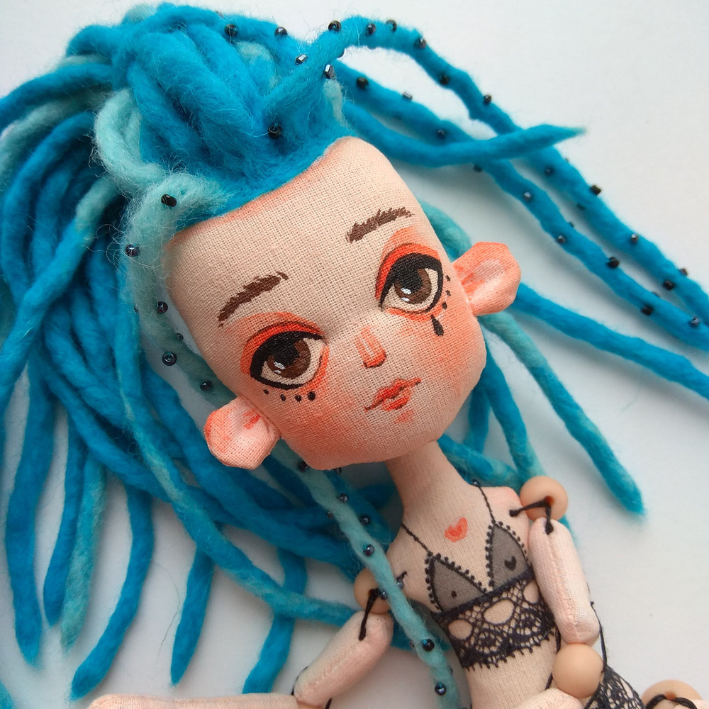 Doll-with-tattoos-and-dreadlocks