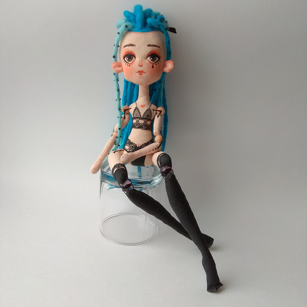 Turquoise-dreadlocks