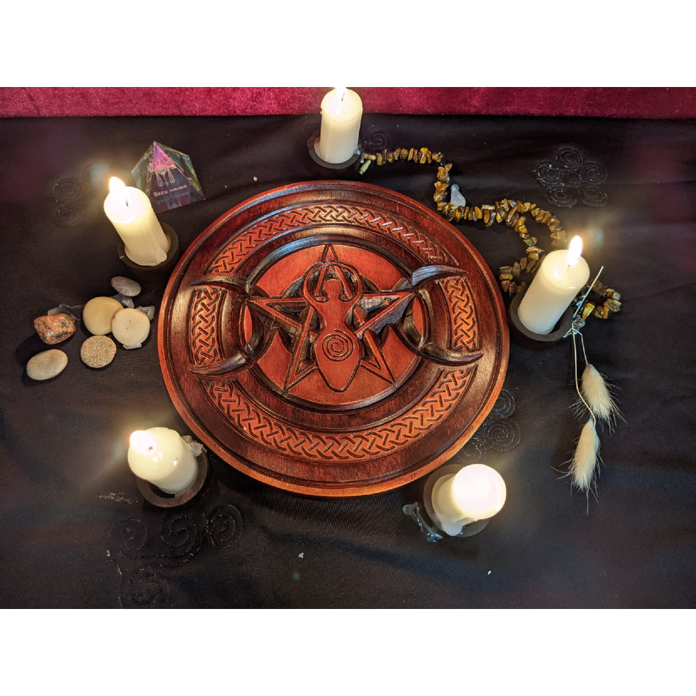 Triple-Moon-Goddess-Maiden-Mother-Crone-Altar-Plaque.jpg