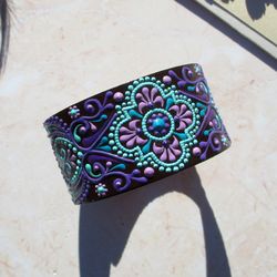 painted leather bracelet for women, leather cuff bracelet, leather wristband, purple leather bangle, hippie leather cuff