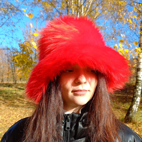 Red faux fur bucket hat. Festival fuzzy neon hat. Red fluffy hat. Rave bucket hat. Bright shaggy hat.
