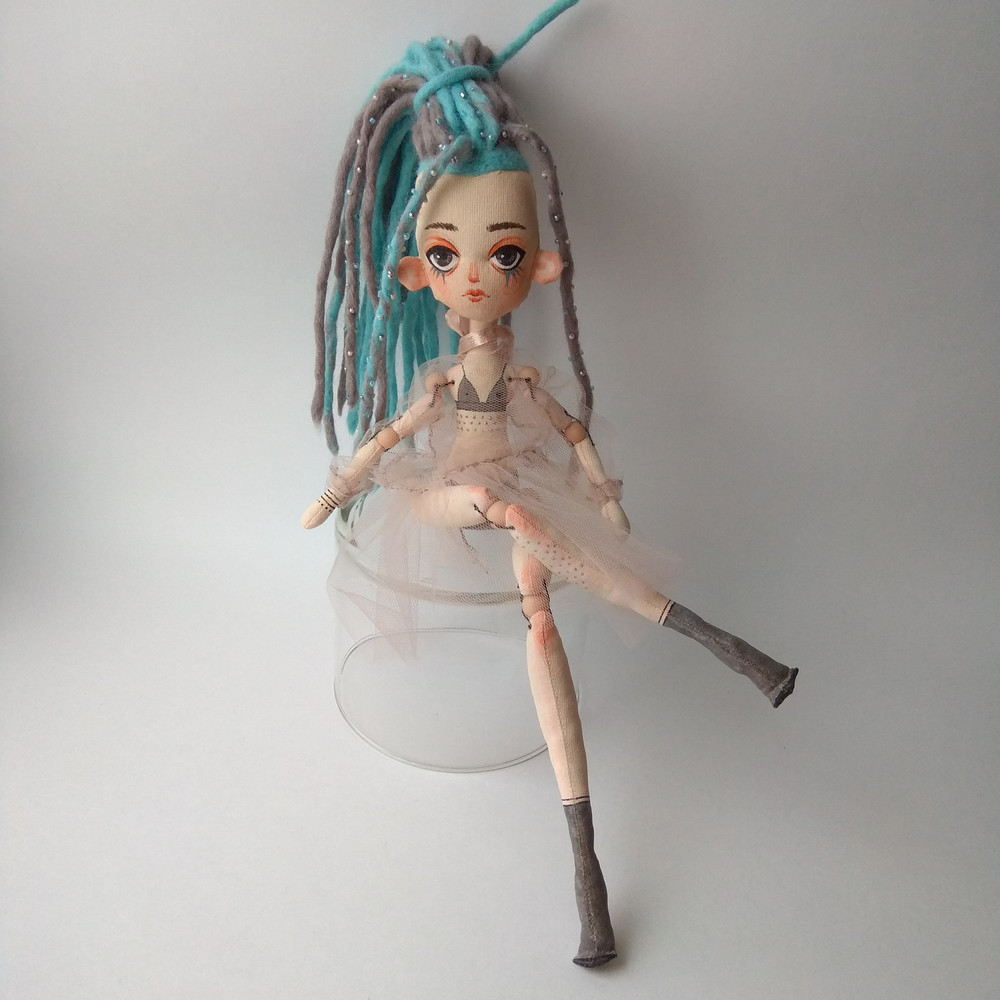 Doll-with-dreadlocks