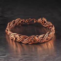 Unique handmade copper bracelet for woman / Antique style wire wrapped bracelet / Handcrafted wire weave copper jewelry