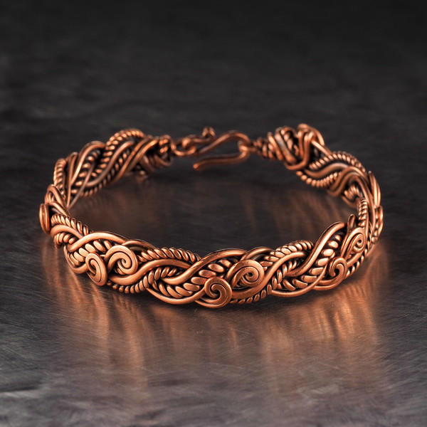 copper-bracelet-wire-wrapped--swirl-wirewrapart-wrapping-jewelry-antique-7-22-anniversary-gift-her-christmas-artisan (2).jpeg