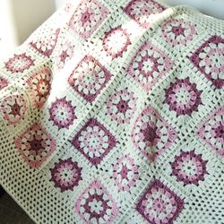 Wool crochet baby blanket, Granny square blanket, Pink White knitted baby blanket, Warm blanket for newborn girl