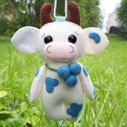 Blueberry cow, Cow ornament, Cow plushie, Car accessories for women, Car mirror hanging accessories, Teenage girl gifts