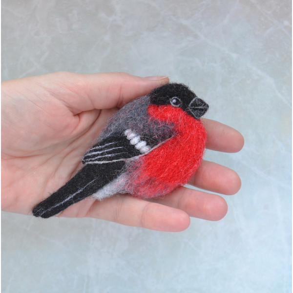 Red bullfinch felt bird brooch for women (3).JPG