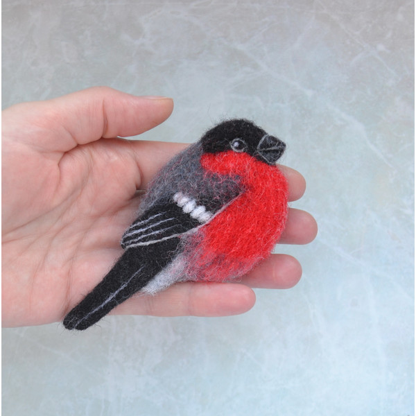 Red bullfinch felt bird brooch for women (4).JPG