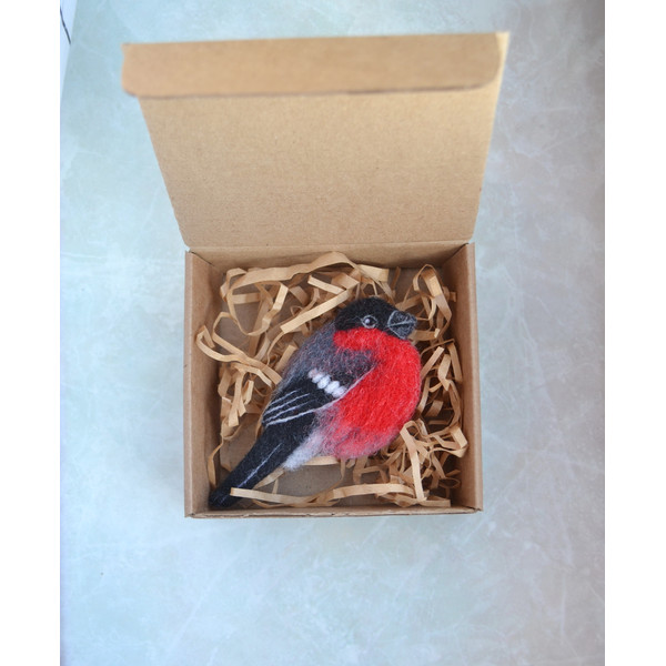 Red bullfinch felt bird brooch for women (9).JPG