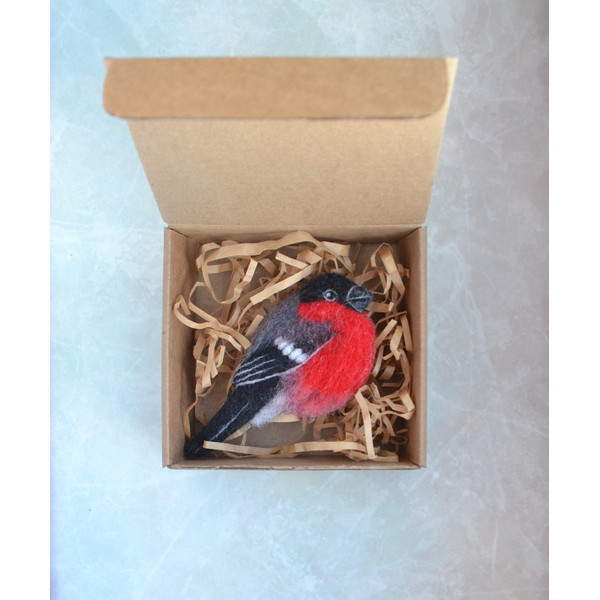 Red bullfinch felt bird brooch for women (10).JPG