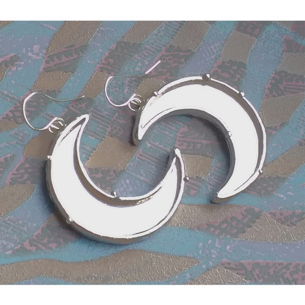 crescent-earrings (107).jpg