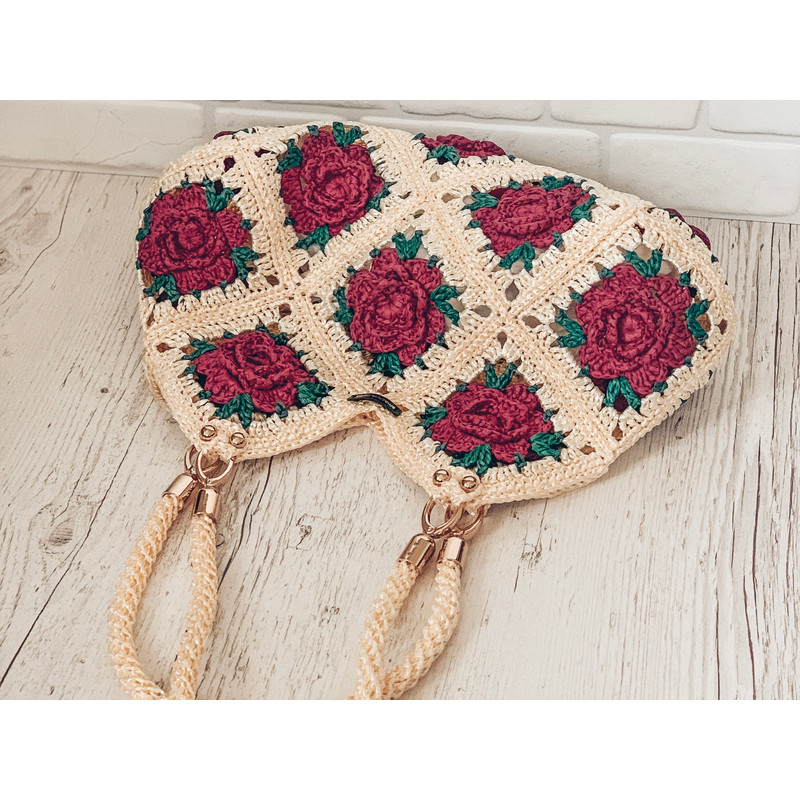 granny-square-crochet-pattern-raffia-bag-4