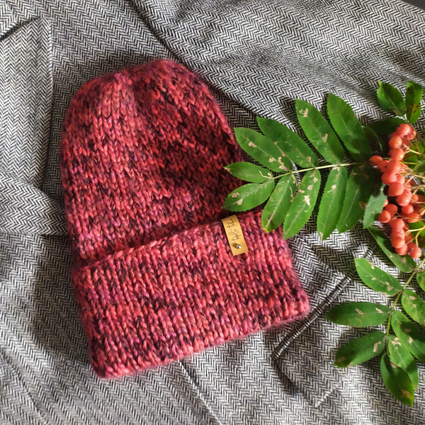 Warm-womens-handmade-knitted-hat-2